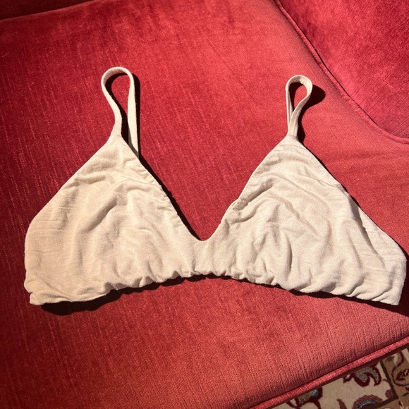 SOLD-Hara The Label Stella Low Cut Bra - Picture 3 of 4